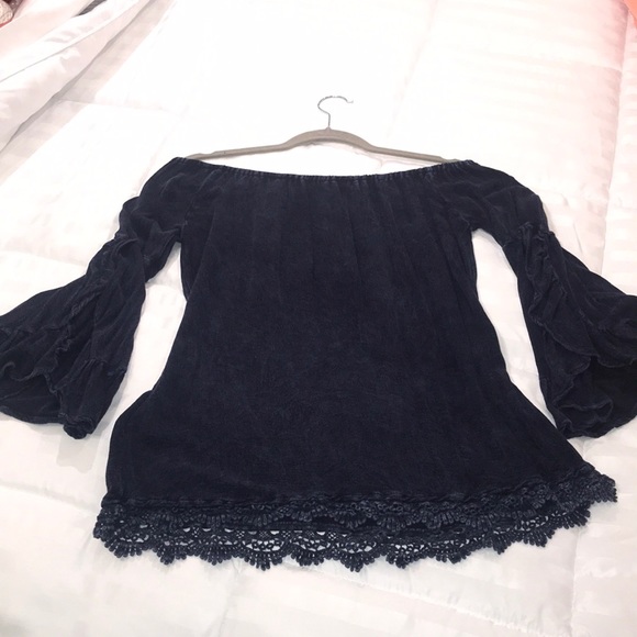 Altar’d State top - Picture 2 of 6